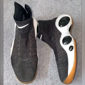 Nike Flight Bonafide Sneakers